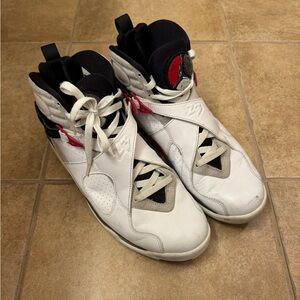 Jordan 8 Retro Bugs Bunny